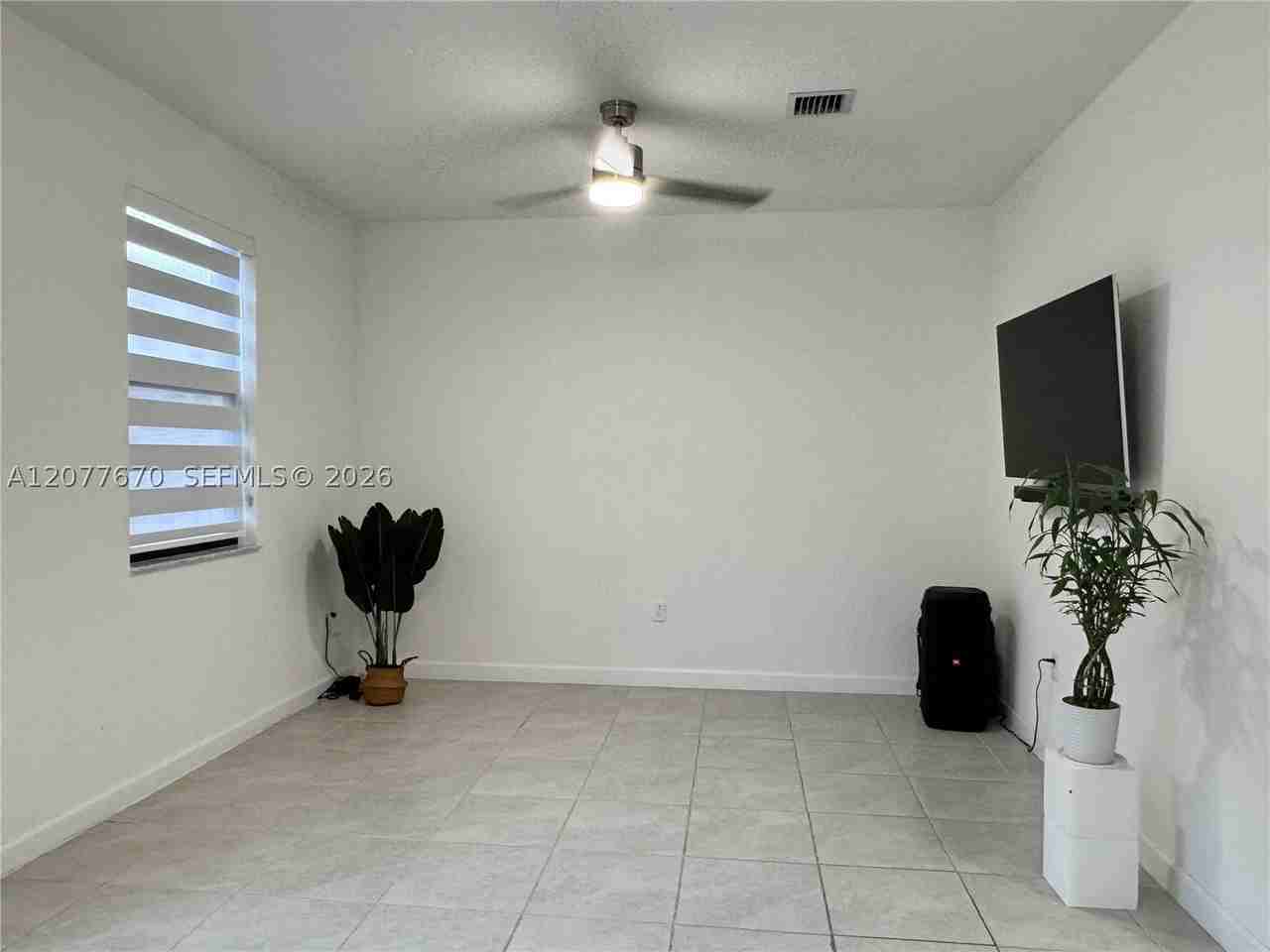23461 Sw 129th Pl - Photo 7 of 19