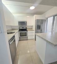 20105 Ne 3rd Ct #6 - Photo 1 of 1