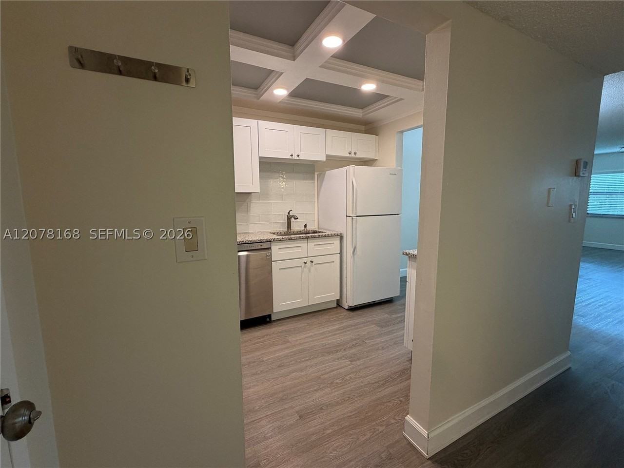 301 Racquet Club Rd #210 - Photo 3 of 9