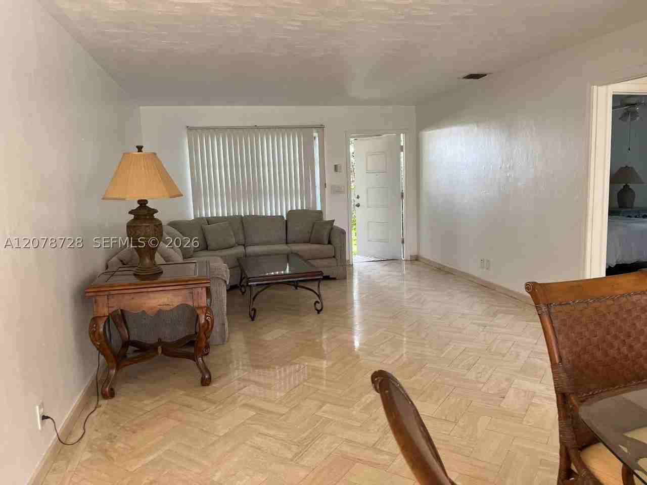218 Se 3rd Ter - Photo 5 of 13