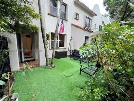3047 Center St #7 - Photo 1 of 1