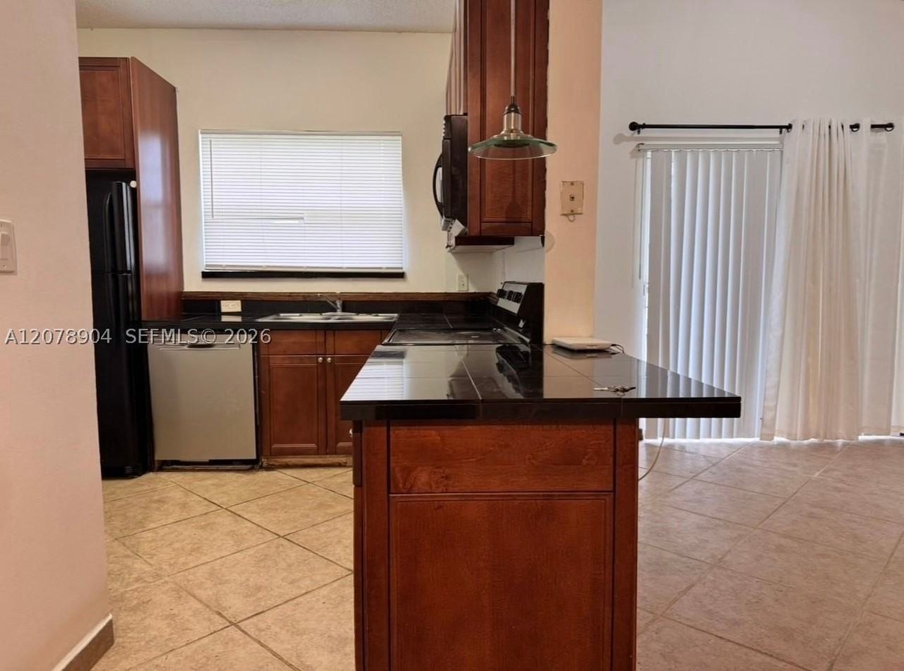 891 Cypress Park Way #P6