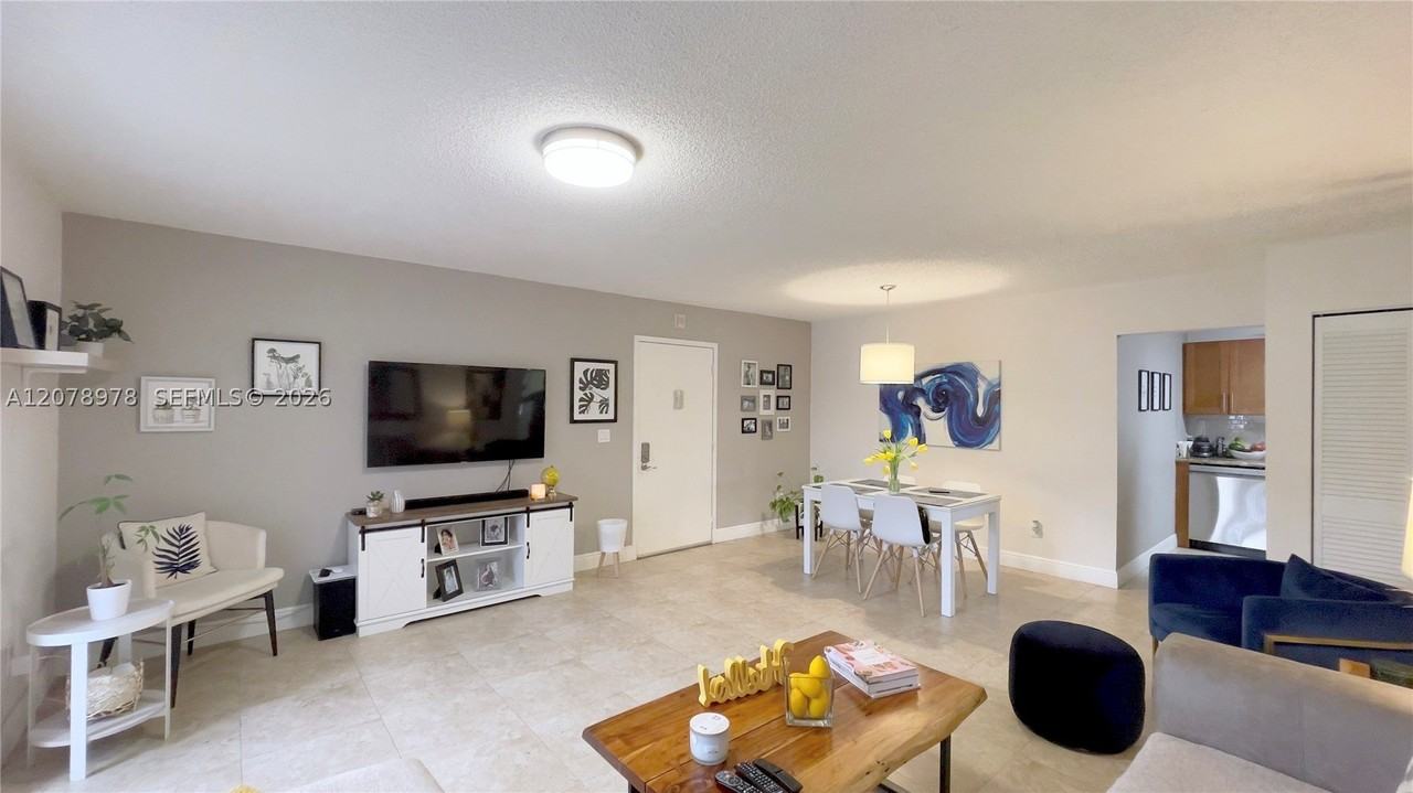 7975 Sw 86th St #206 - Photo 3 of 14
