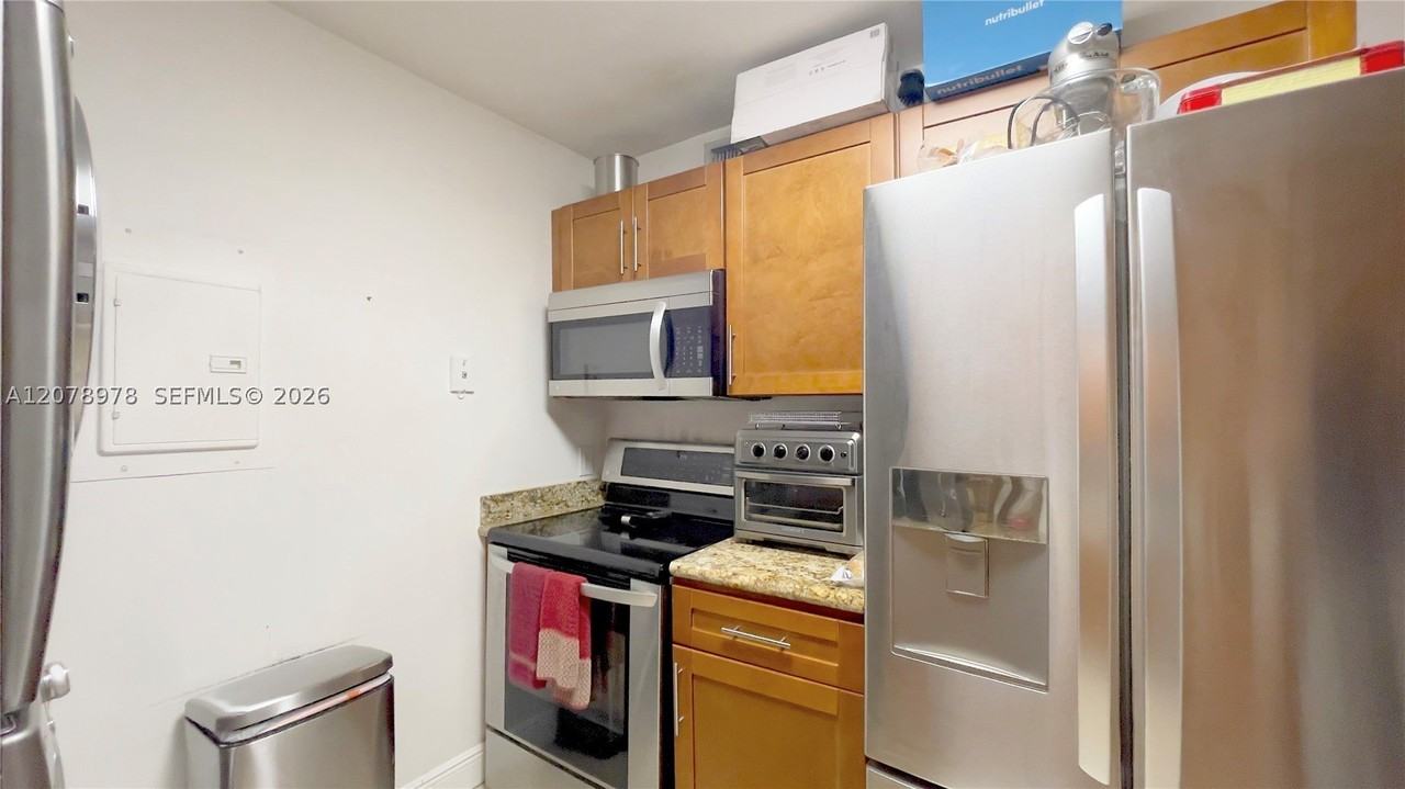 7975 Sw 86th St #206 - Photo 6 of 14
