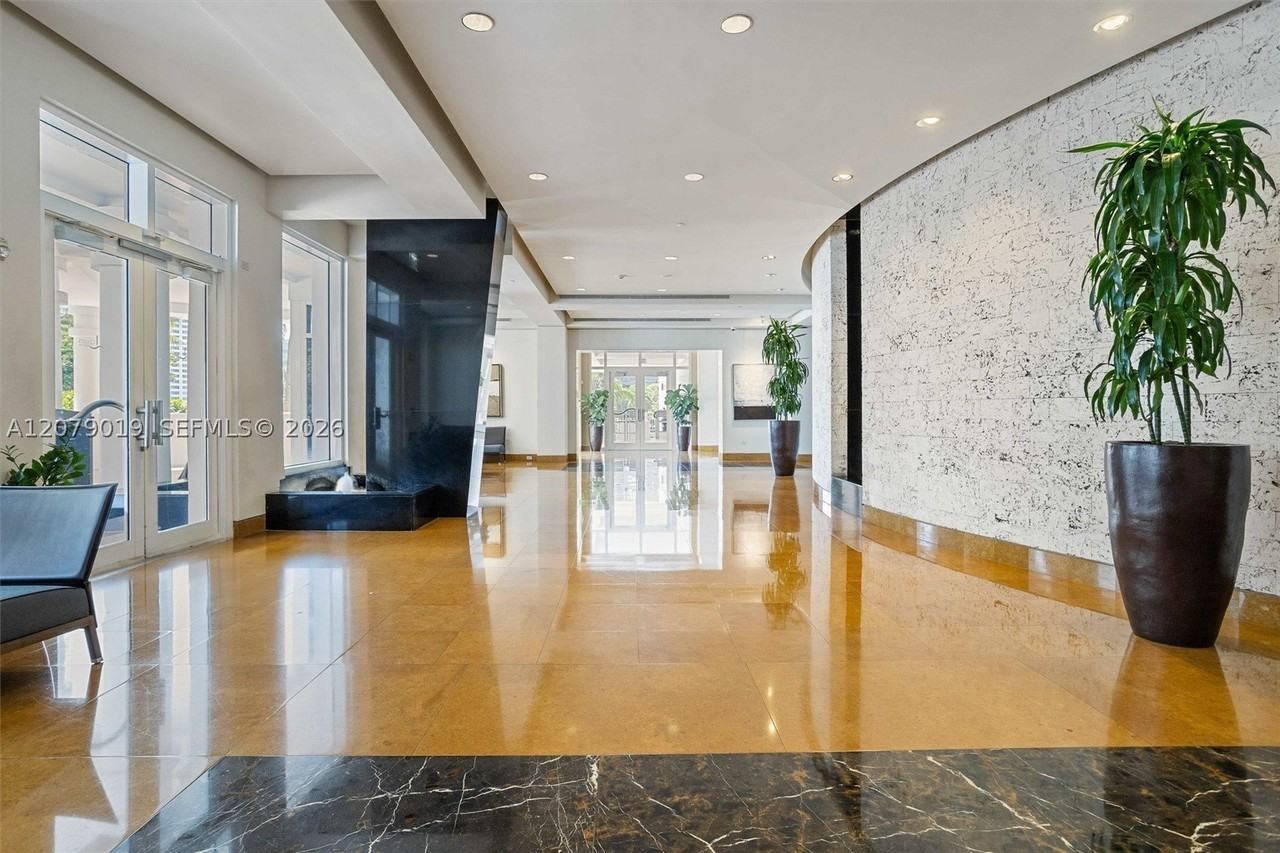 801 Brickell Key Blvd #1204 - Photo 7 of 29