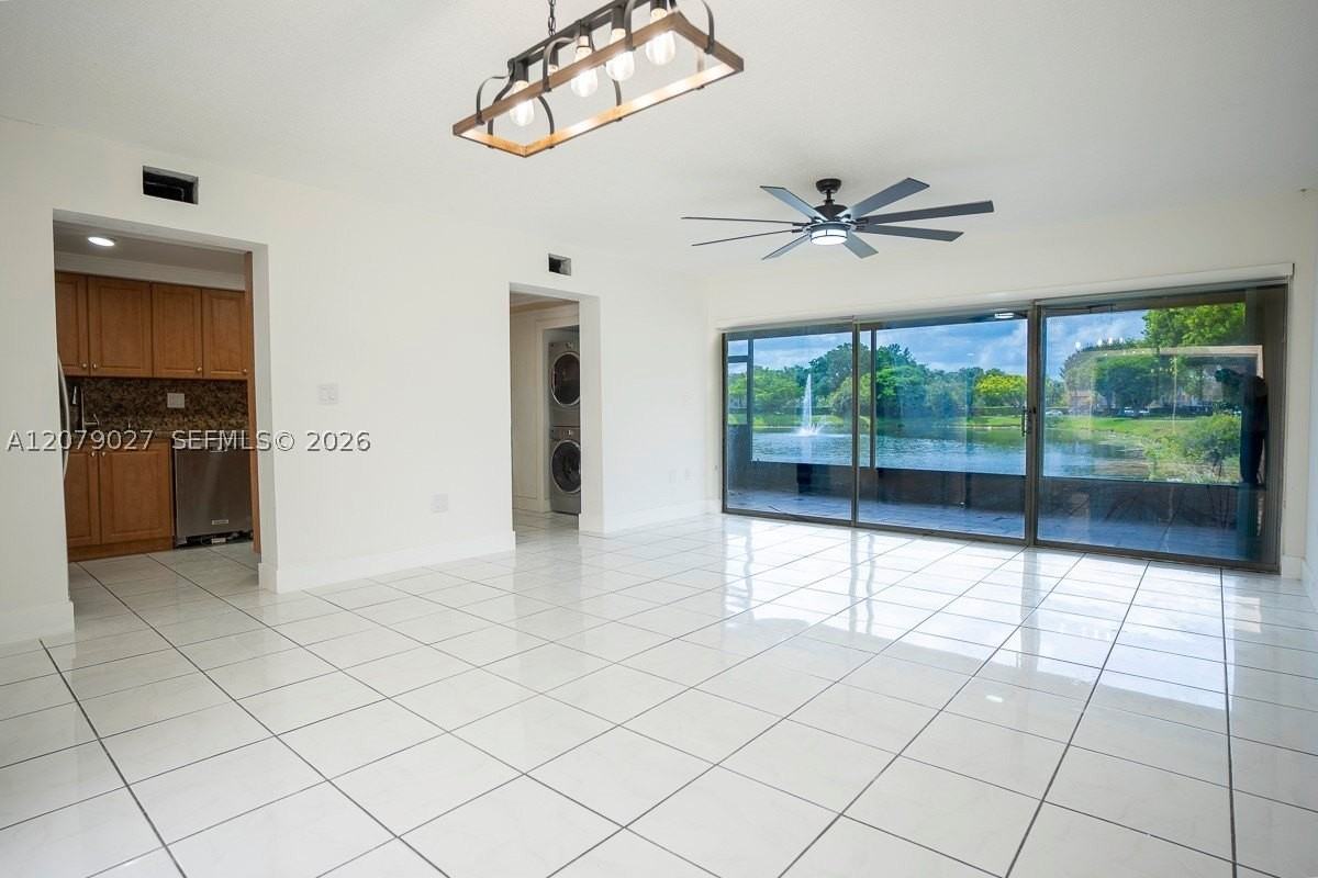 14295 Kendale Lakes Cir - Photo 6 of 28