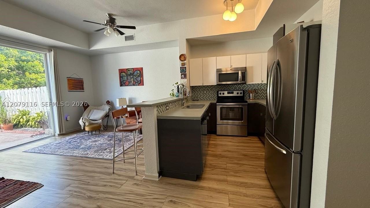 11034 Nw 43rd Ter #11034 - Photo 2 of 20