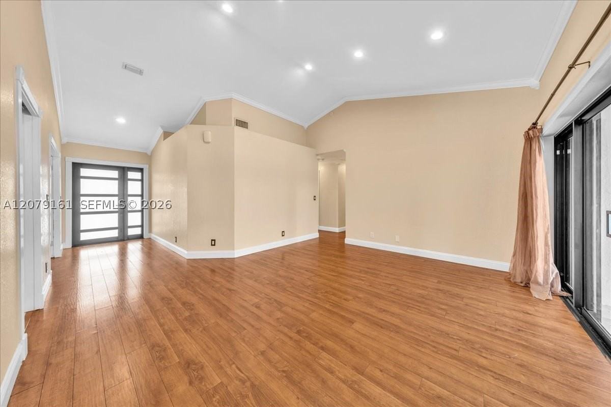 15056 Sw 10th St - Photo 7 of 50