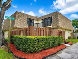 8215 Sw 23rd Ct #17D - Photo 1 of 1