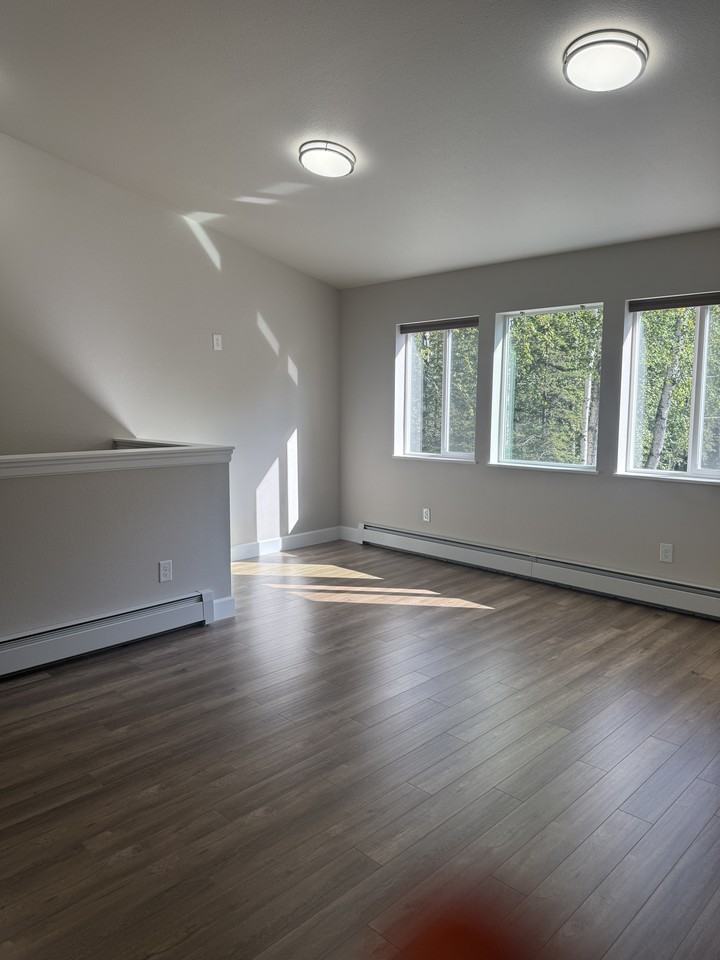 5930 N Shady Grove Ln #1 - Photo 5 of 14