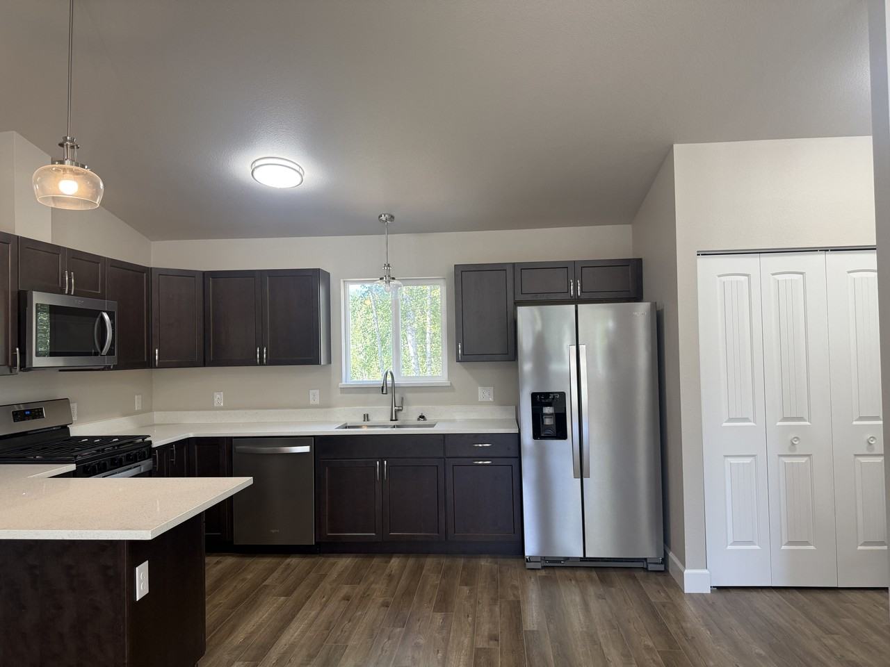 5930 N Shady Grove Ln #1 - Photo 7 of 14