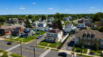 featured image of 187 Main St #1E
