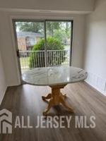 featured image of 49 Garden View Ter #24