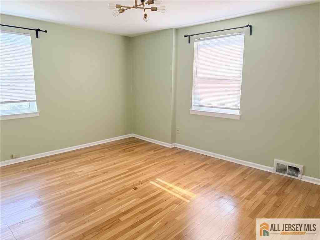 182 Newman St #2309 - Photo 5 of 7