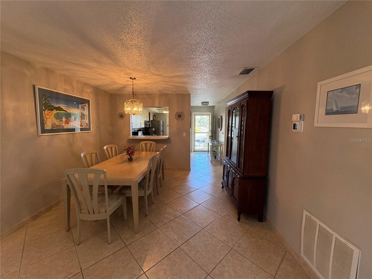 2666 Woodgate Ln #D1 - Photo 7 of 19