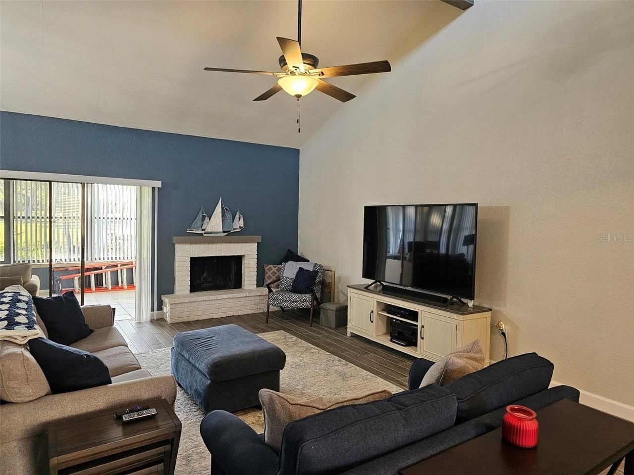 4522 La Jolla Dr - Photo 7 of 32