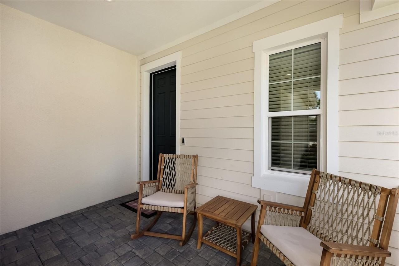 8011 Anthirium Loop - Photo 3 of 50