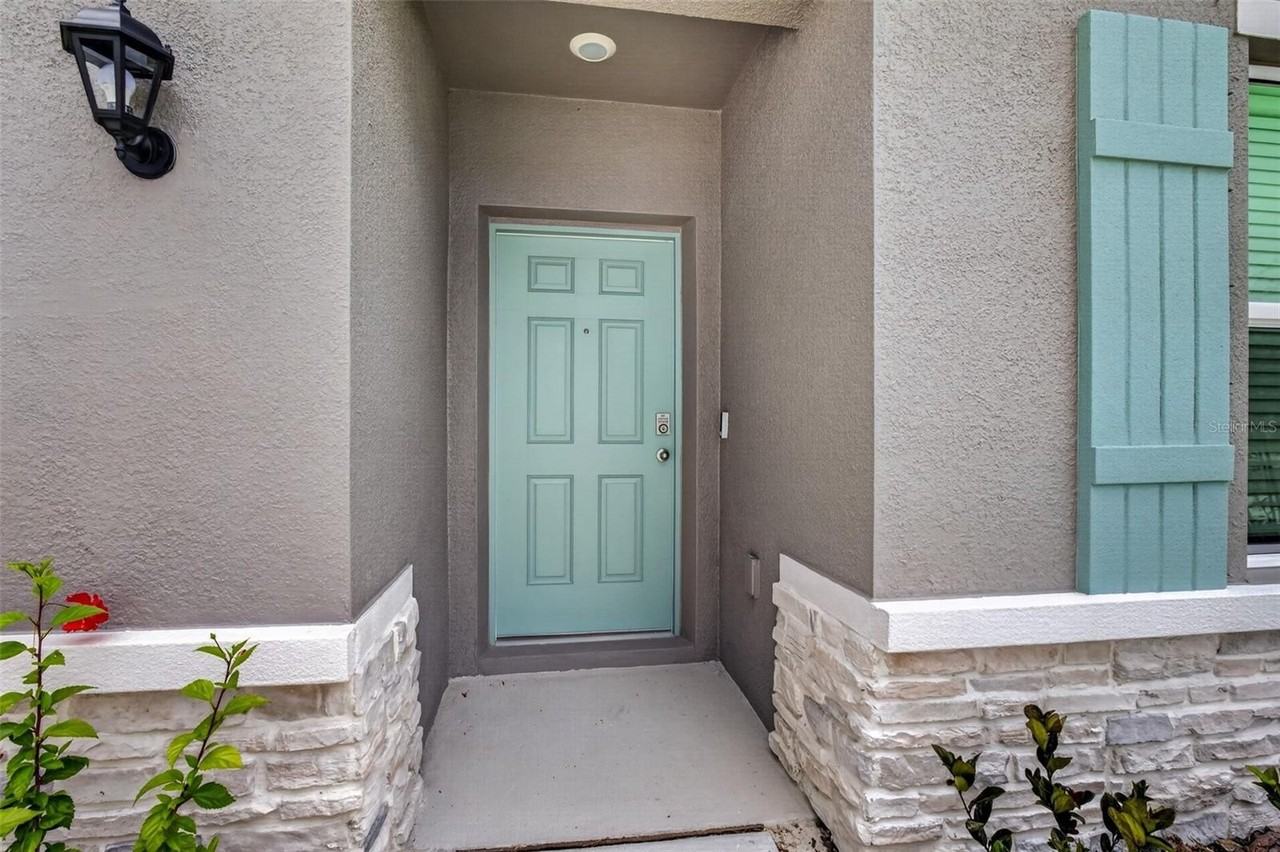 10924 Rabbit Grove Trl - Photo 4 of 49