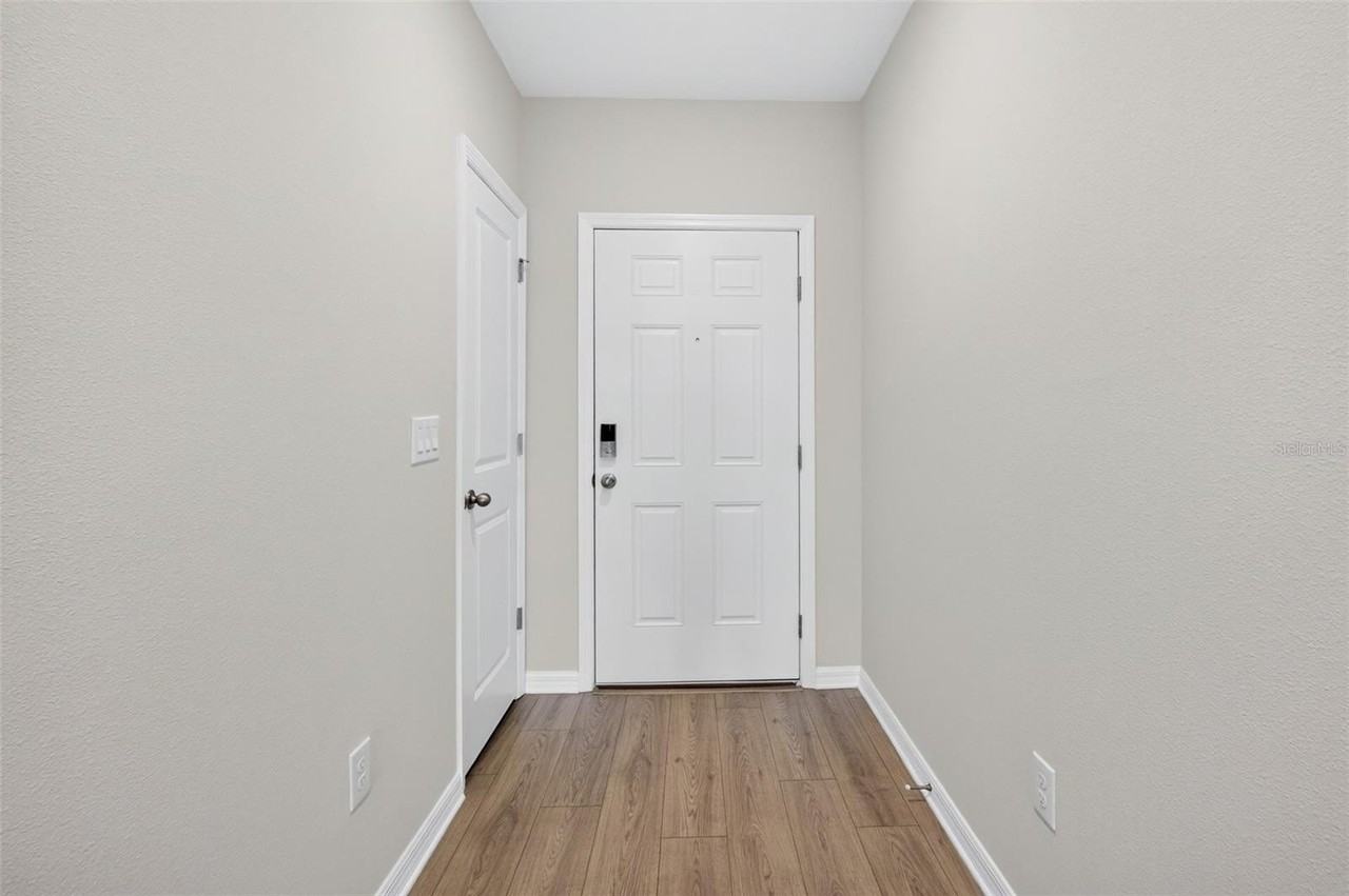 10924 Rabbit Grove Trl - Photo 5 of 49