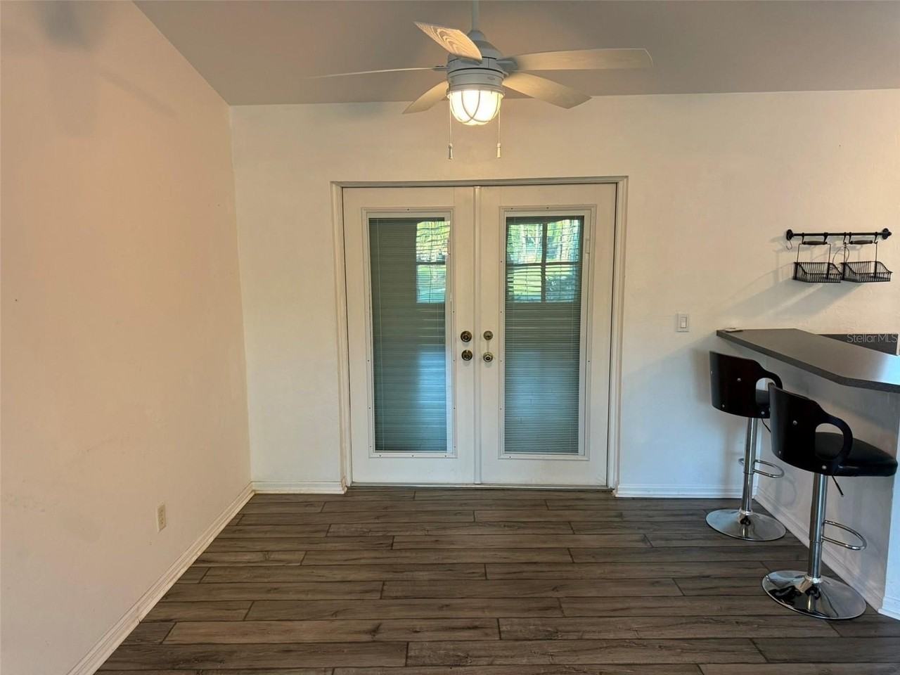 3254 Chastain St - Photo 4 of 19