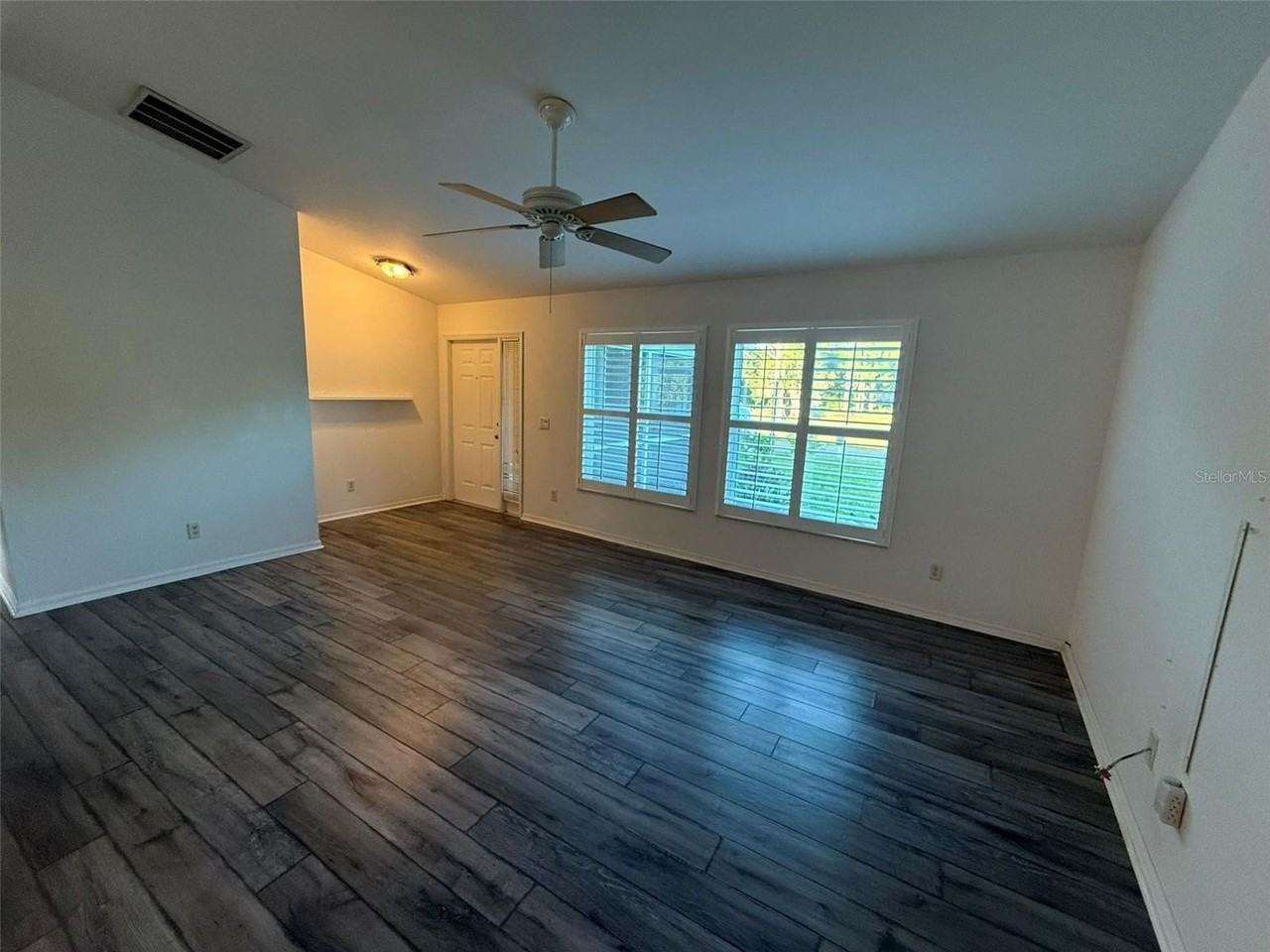3254 Chastain St - Photo 6 of 19
