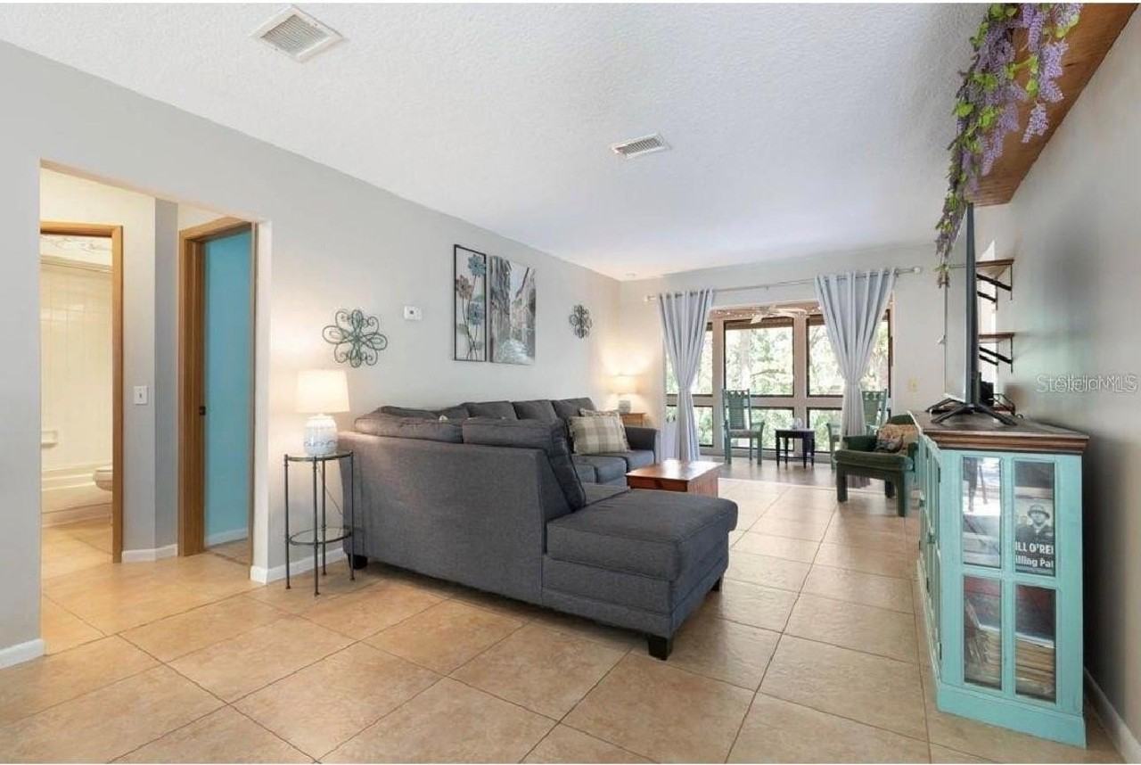 8 Fairways Cir #8 - Photo 5 of 50