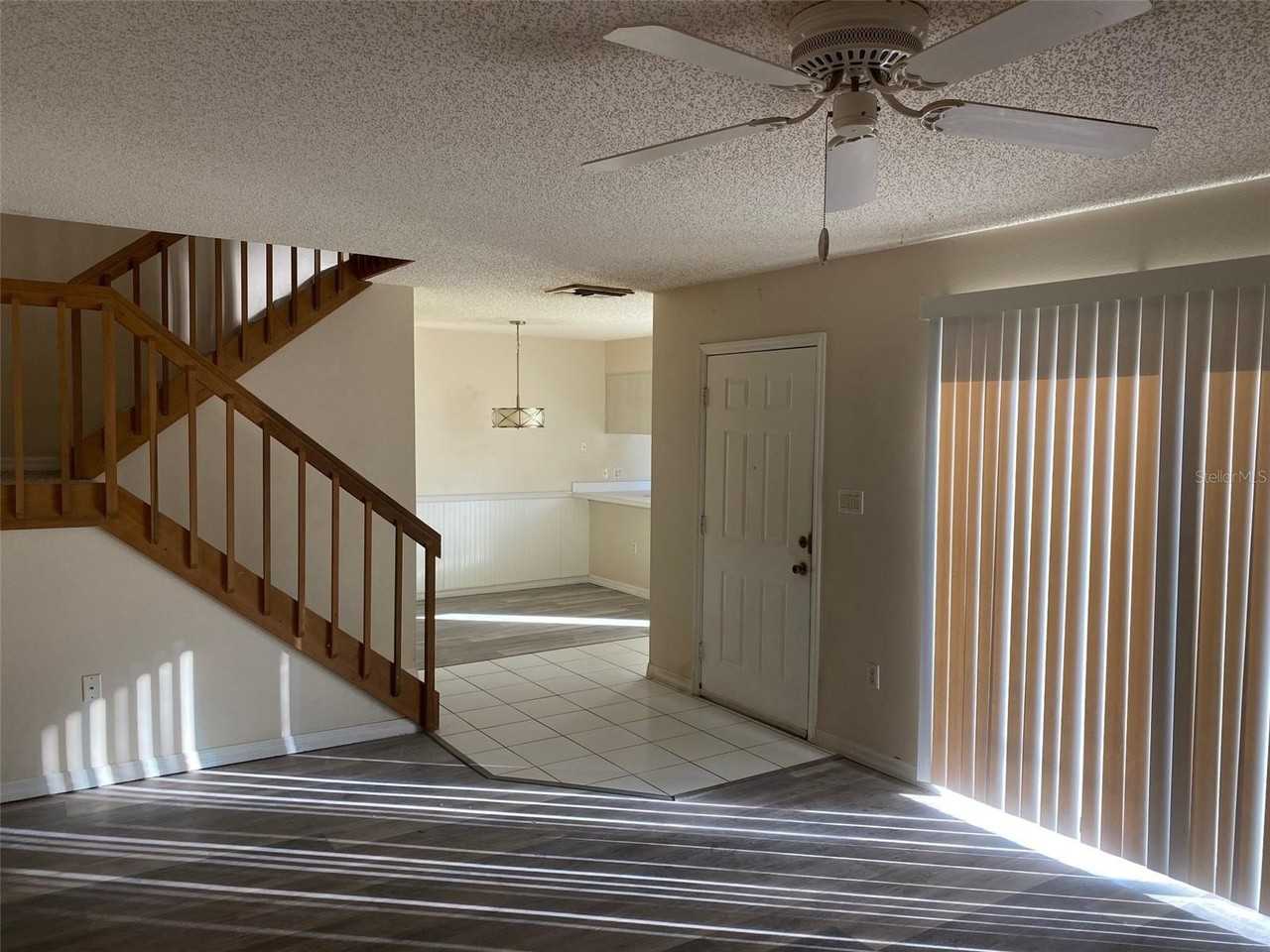 2911 Pecan Ave - Photo 2 of 10