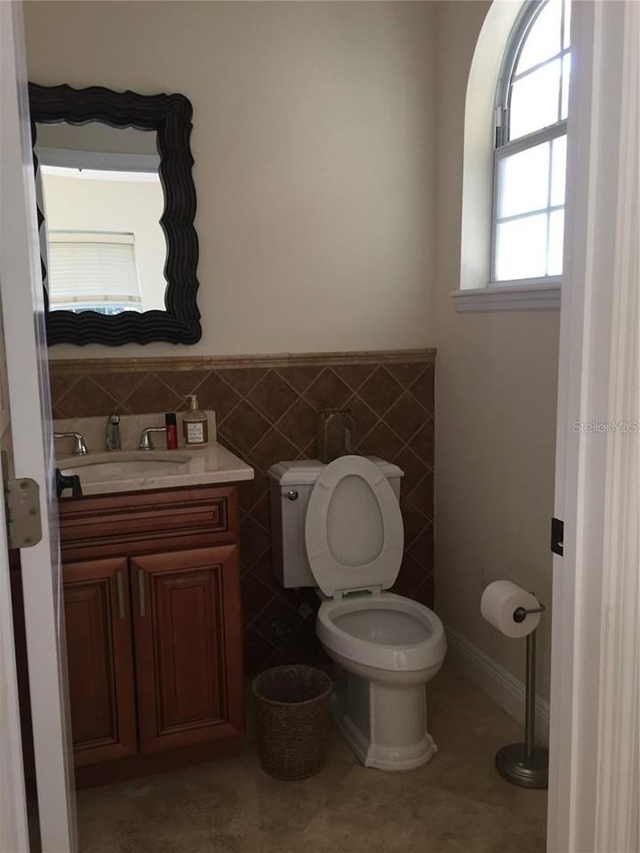 1415 Harmon Ave - Photo 7 of 34