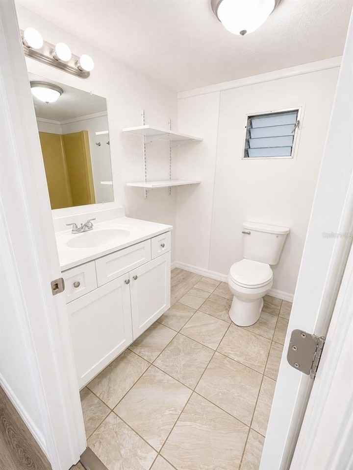 1052 Osceola Trl - Photo 5 of 8