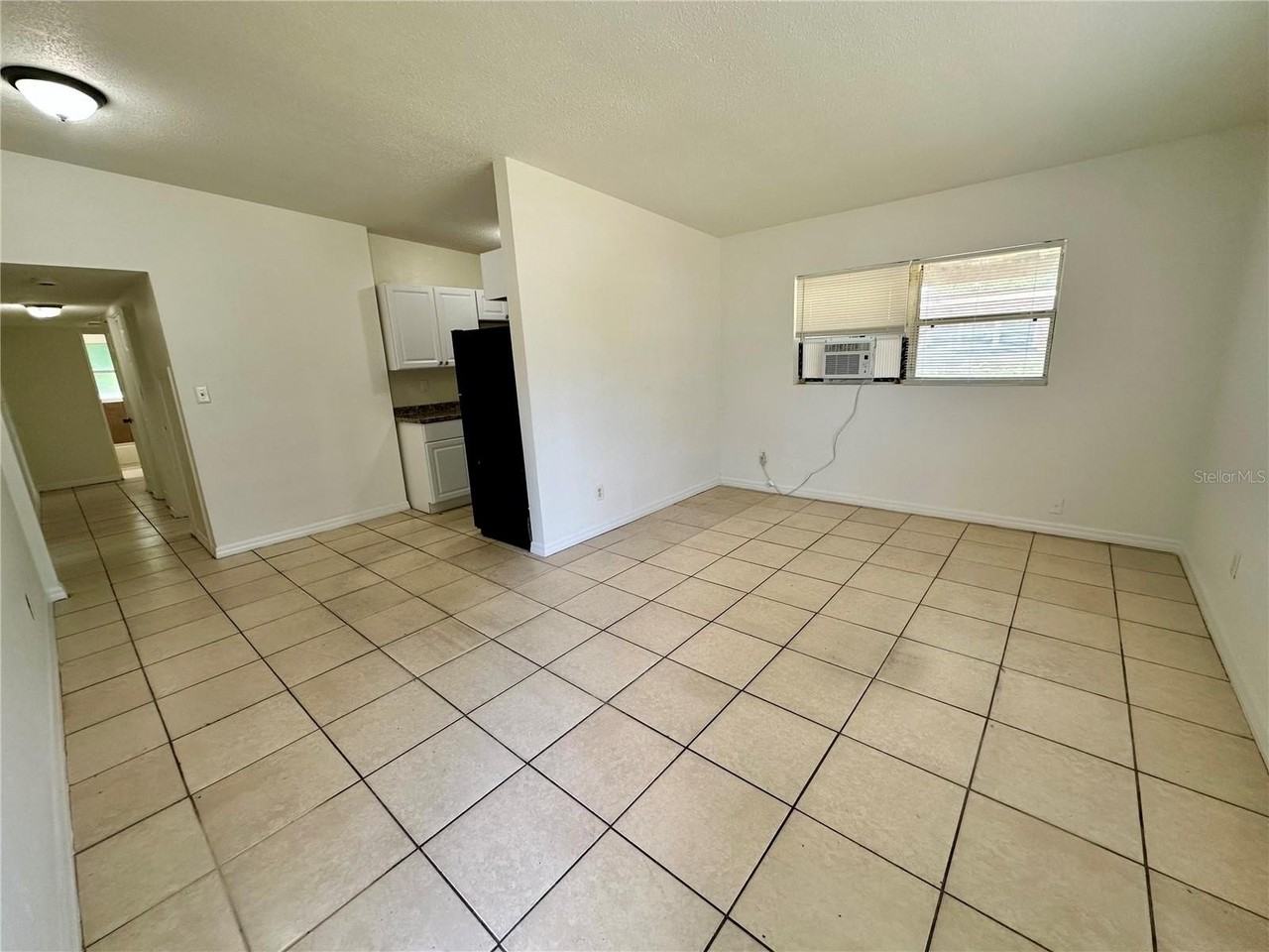 3114 Lawrence St - Photo 2 of 8