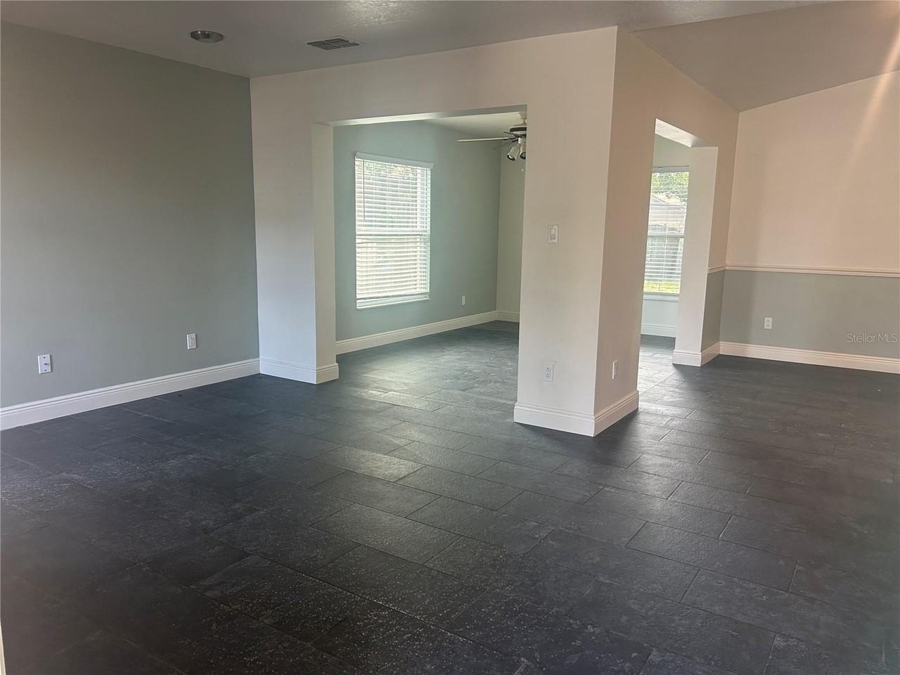 1243 Las Cruces Dr - Photo 2 of 14