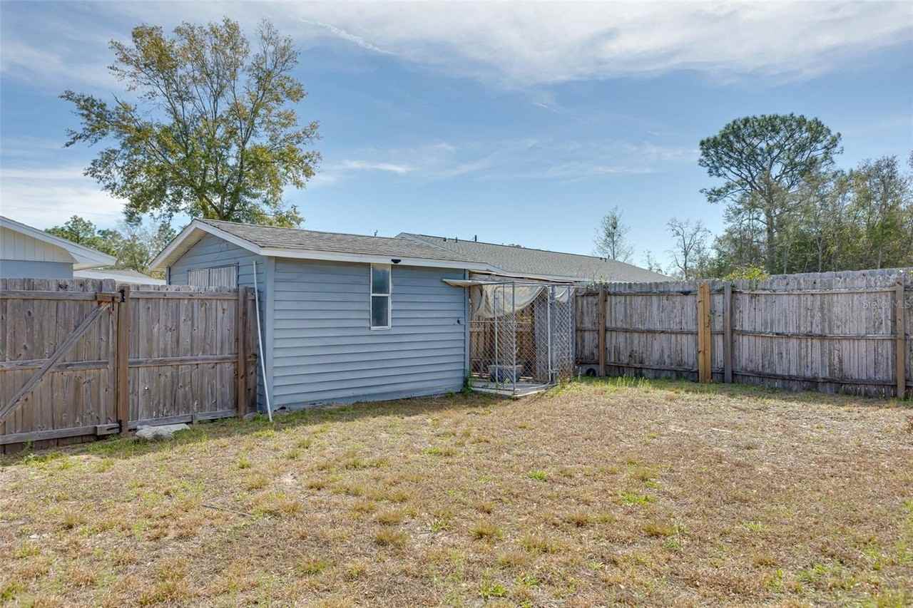 9782 Se 157th Ln - Photo 5 of 22