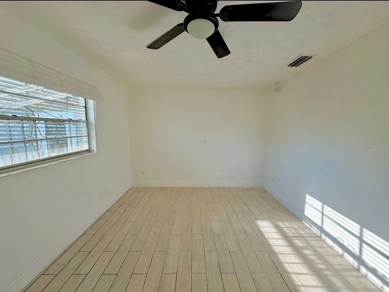 6716 Paul Revere Ct - Photo 2 of 9