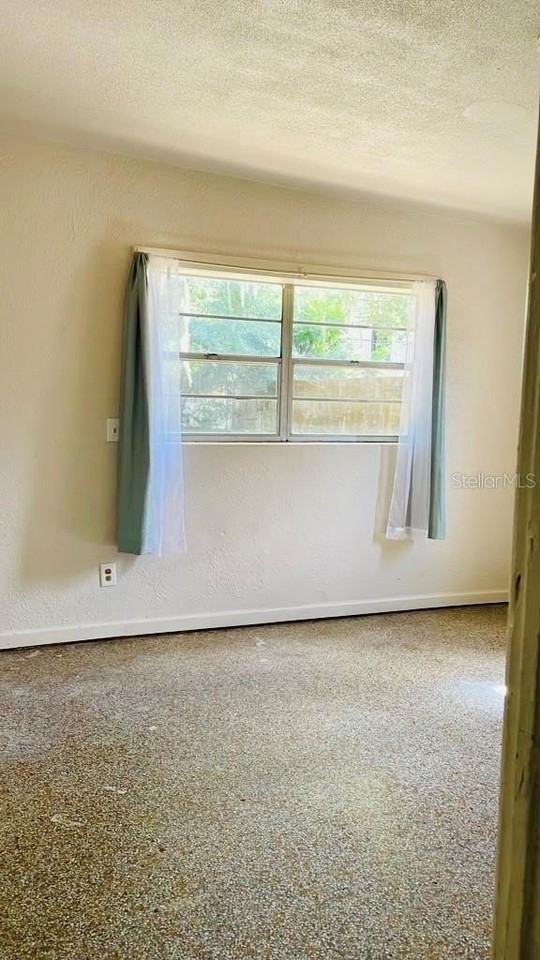 2040 Long St - Photo 6 of 8
