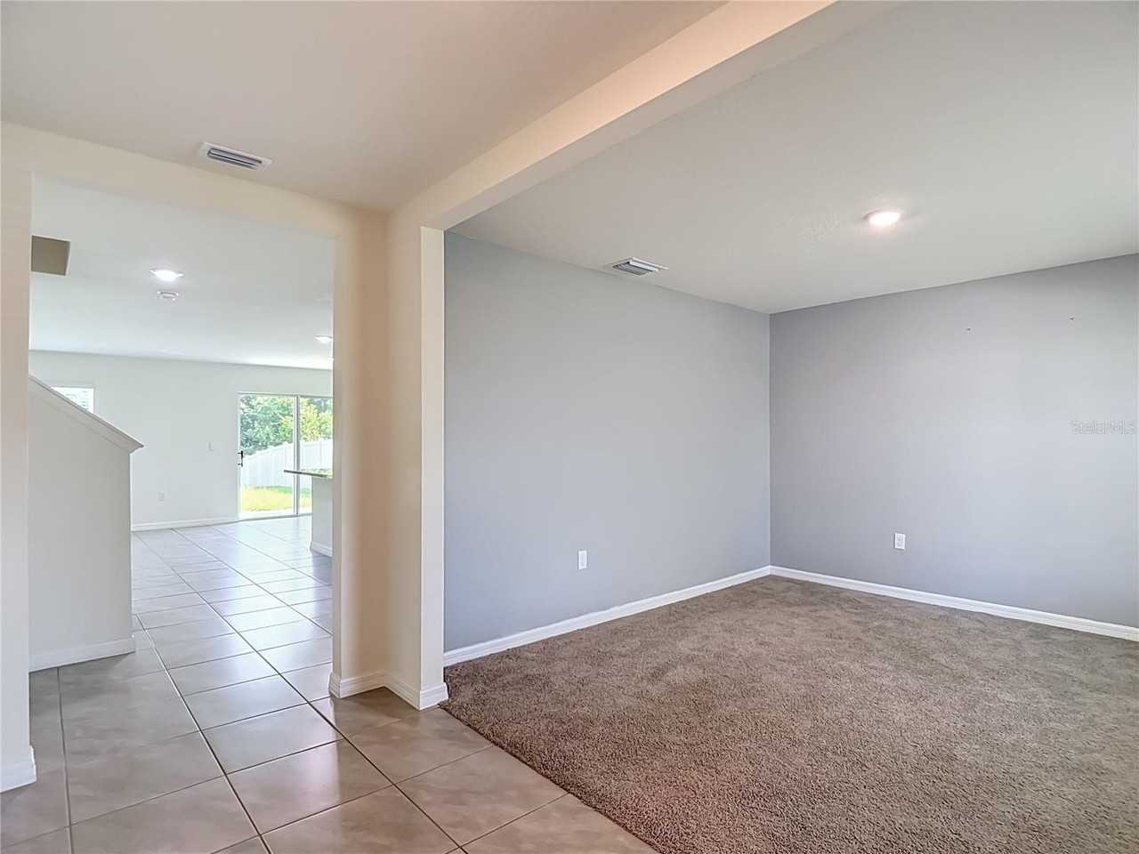 7737 Rosewood Garden Loop - Photo 4 of 50
