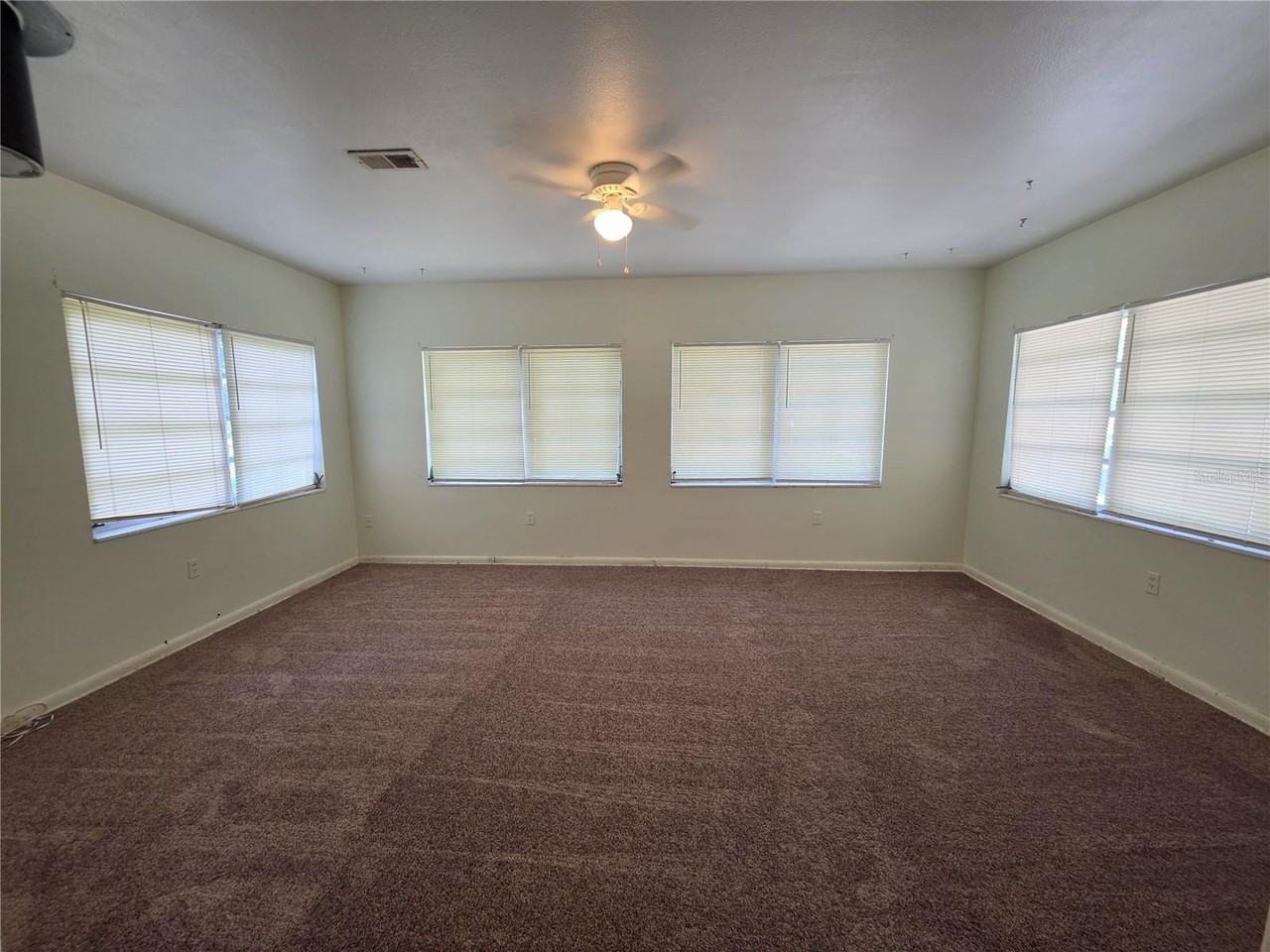 1103 N Crystal Ter - Photo 6 of 21