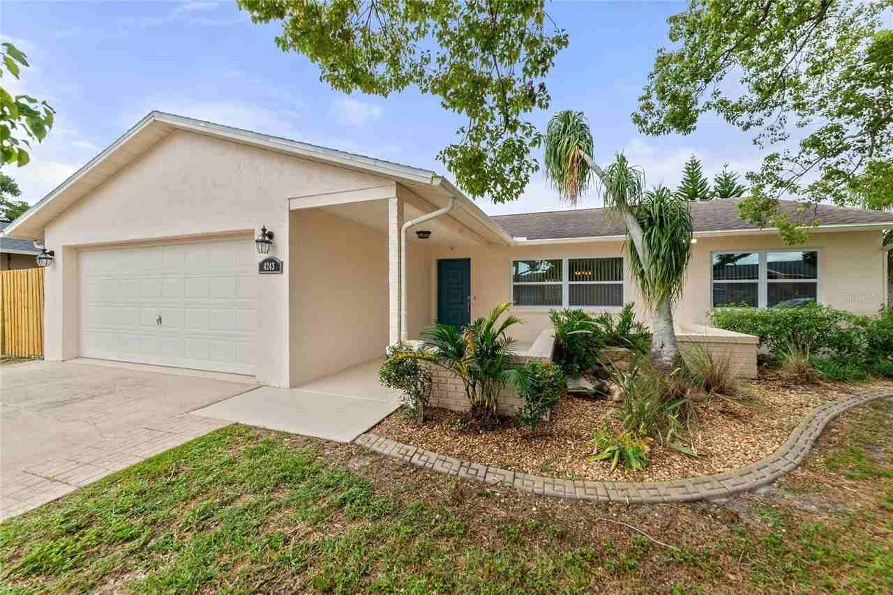 4243 Chipmunk Dr - Photo 2 of 50