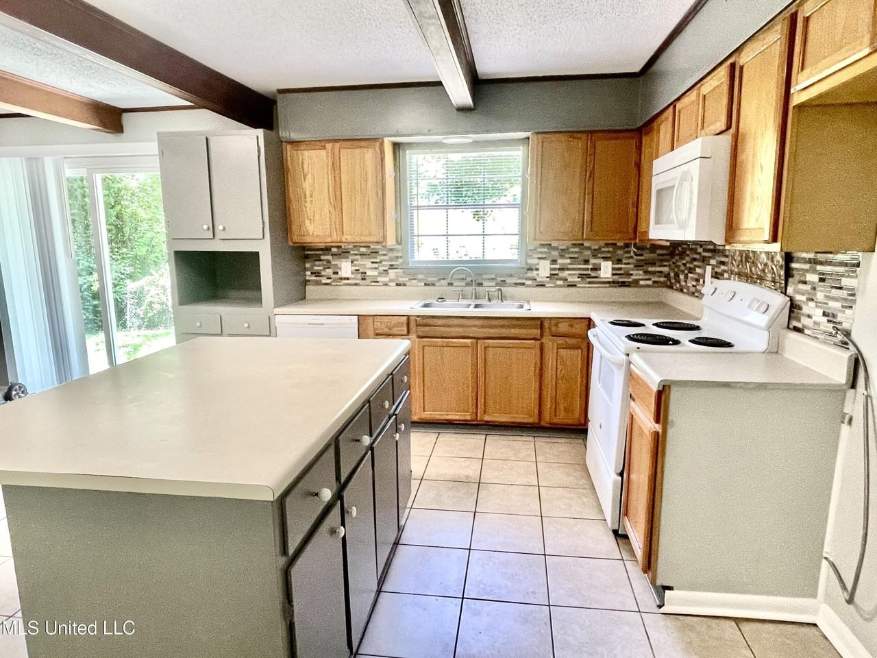 7402 Joy Dr - Photo 6 of 18