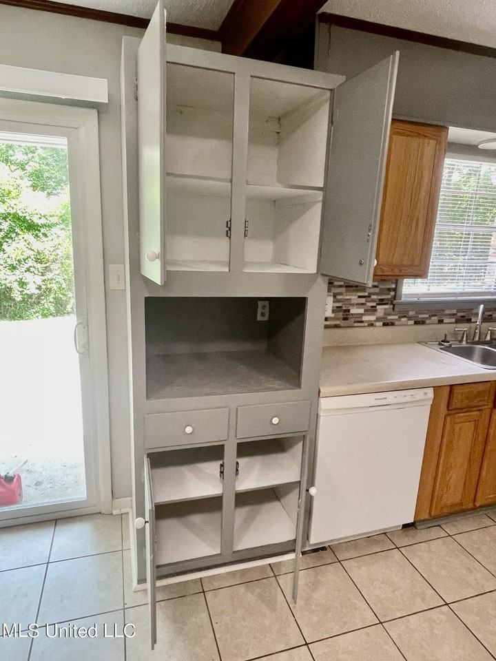 7402 Joy Dr - Photo 7 of 18