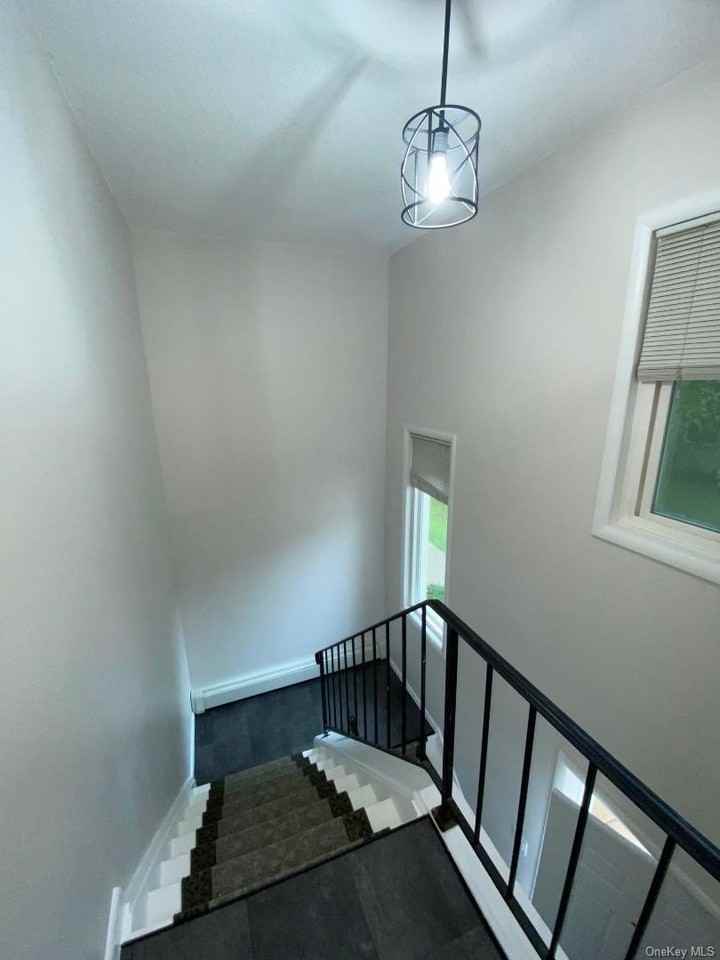 85 N Middletown Rd #D2 - Photo 2 of 20