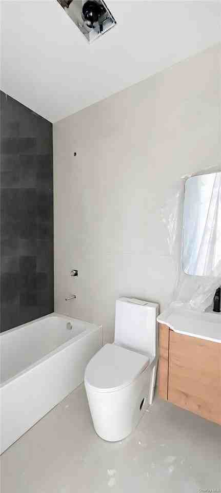 81 Hill St #1F1R2F2R - Photo 5 of 6