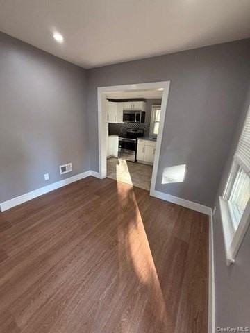 1 Gillespie Dr - Photo 7 of 19
