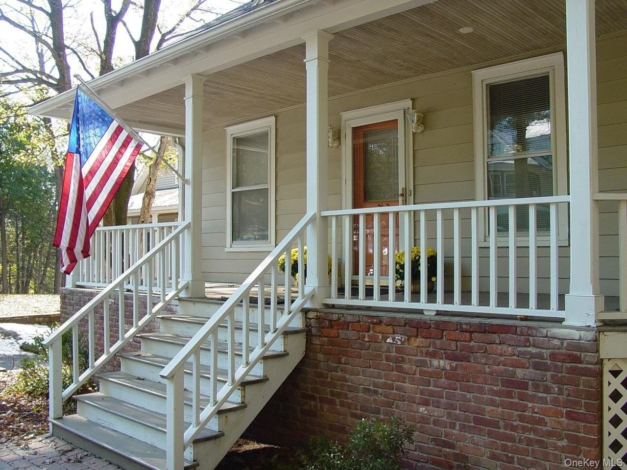 23 Howard St #23-2 - Photo 2 of 7