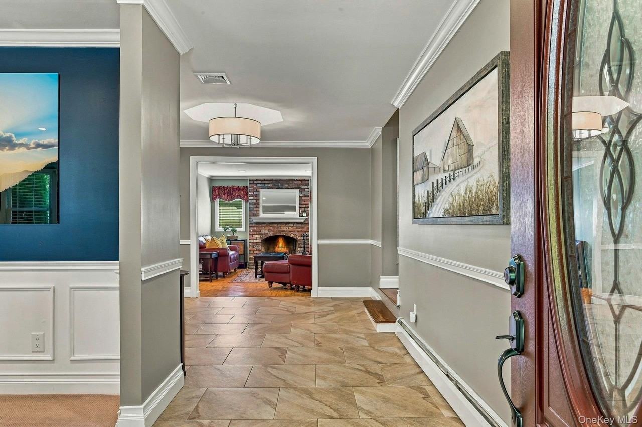 8 Marlan Ct - Photo 6 of 39