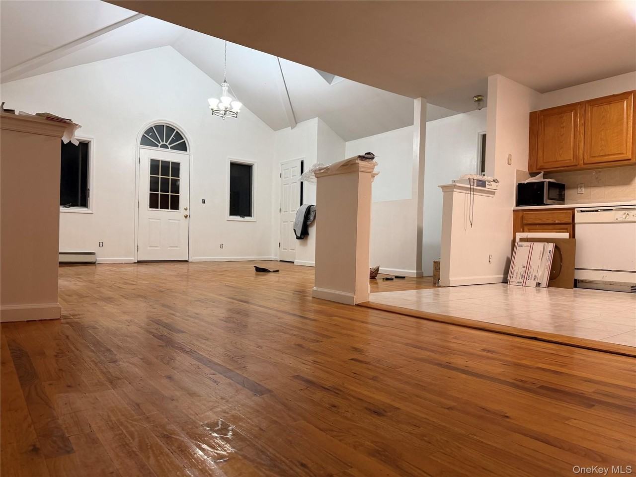 6915 53rd Ave - Photo 3 of 3