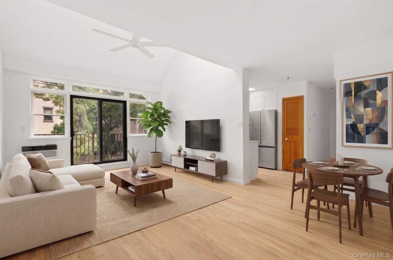 125 Bergen St #3A - Photo 3 of 12