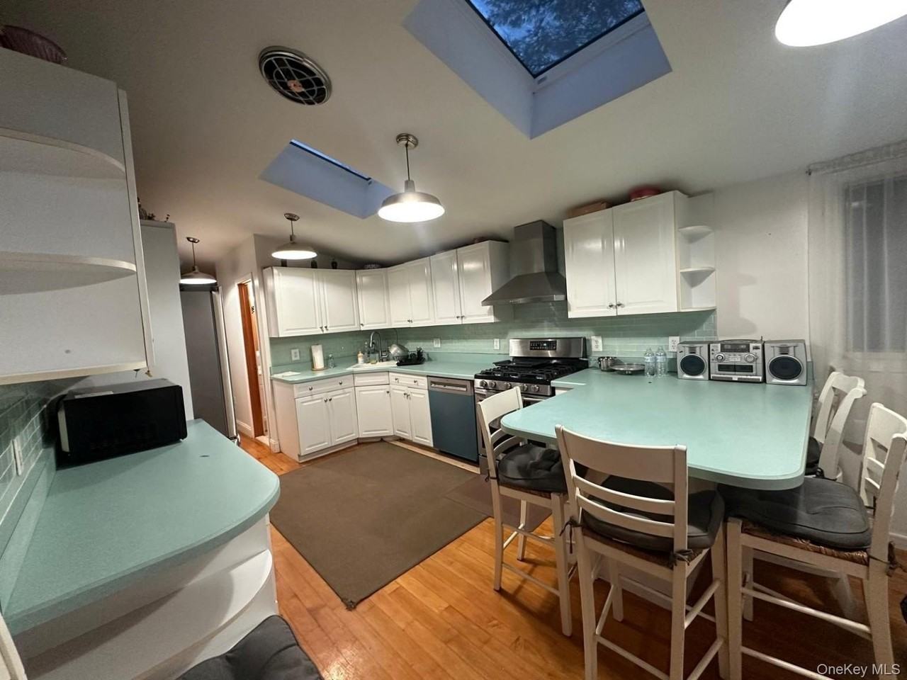 43 Tephanic Ave - Photo 5 of 12