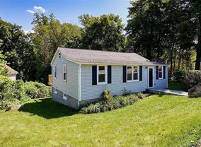 27 Brewster Dr - Photo 1 of 1
