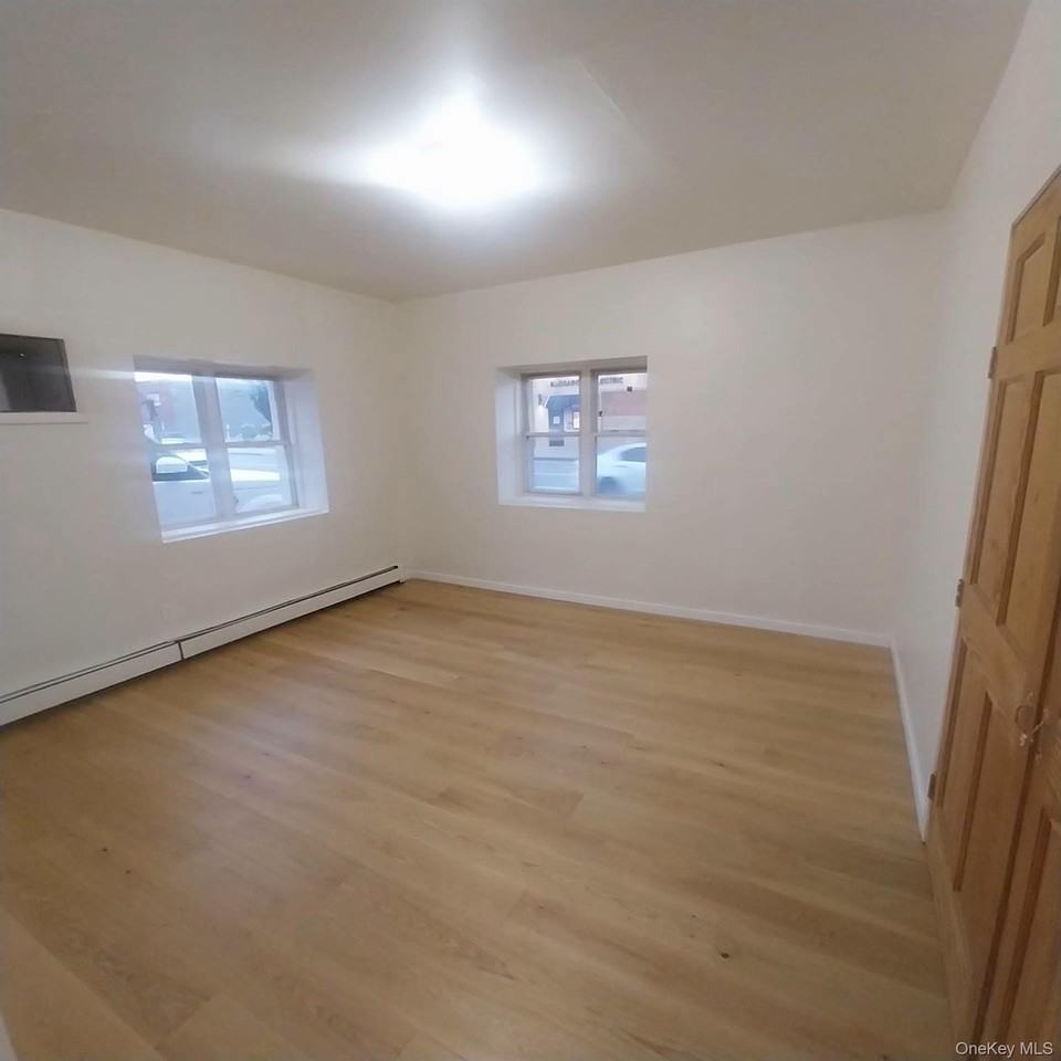 884 Nassau Rd #B - Photo 5 of 15