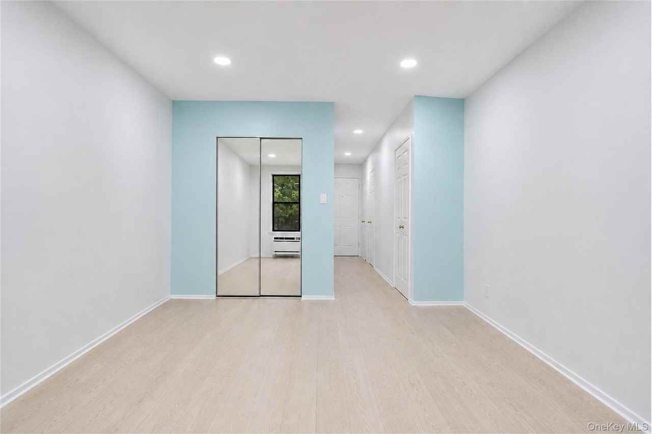 649 2nd Ave #2H - Photo 3 of 12